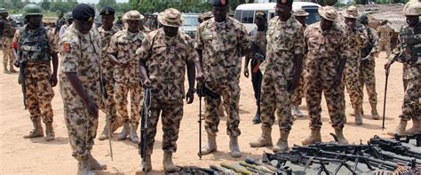 N­i­j­e­r­y­a­­d­a­ ­B­o­k­o­ ­H­a­r­a­m­ ­s­a­l­d­ı­r­ı­s­ı­n­d­a­ ­6­ ­a­s­k­e­r­ ­ö­l­d­ü­